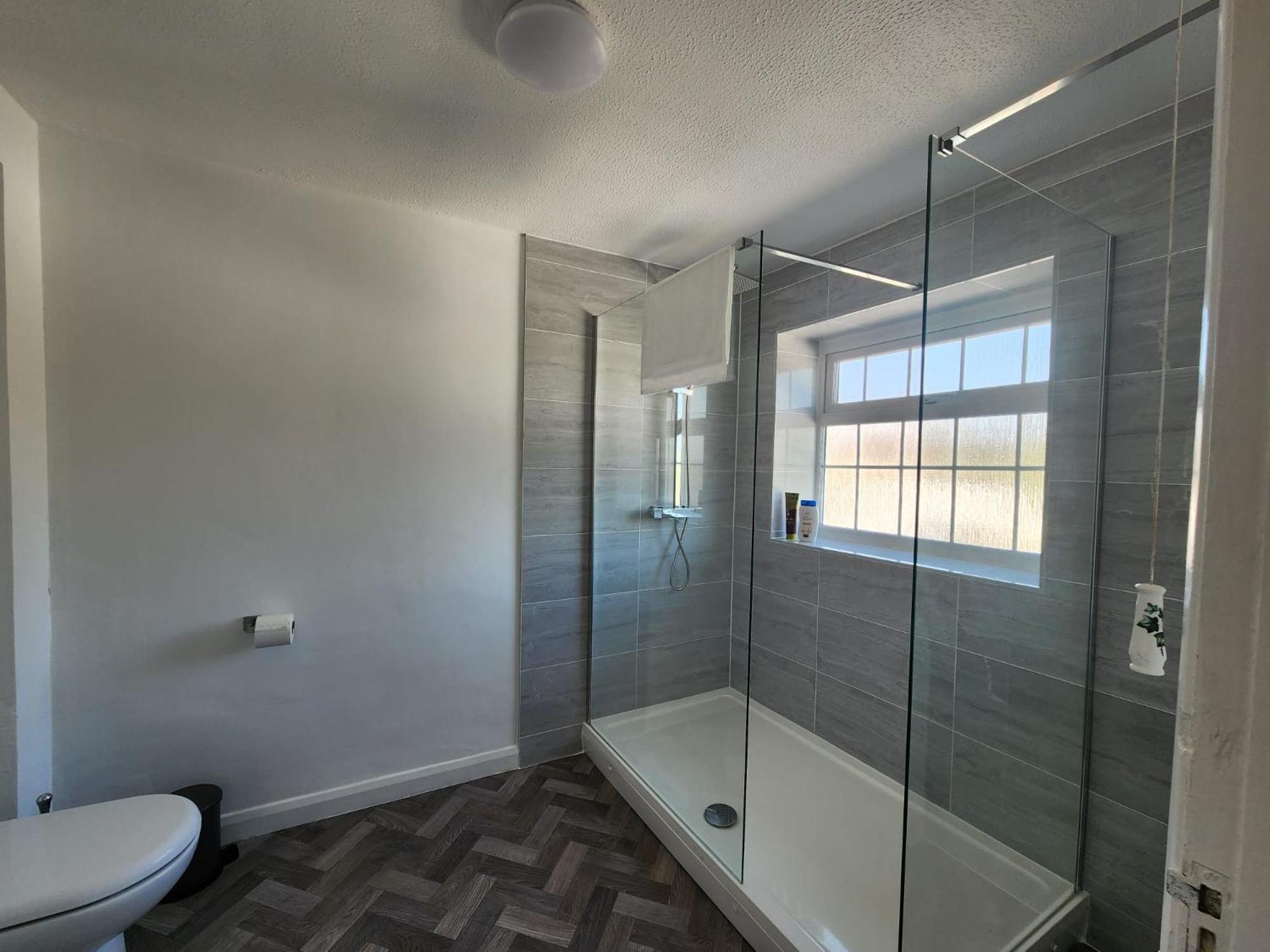 Kennedy Villa - 5 Bedroom House With Hot Tub, Wifi, Free Parkings, Close To Bicester Village Exterior foto